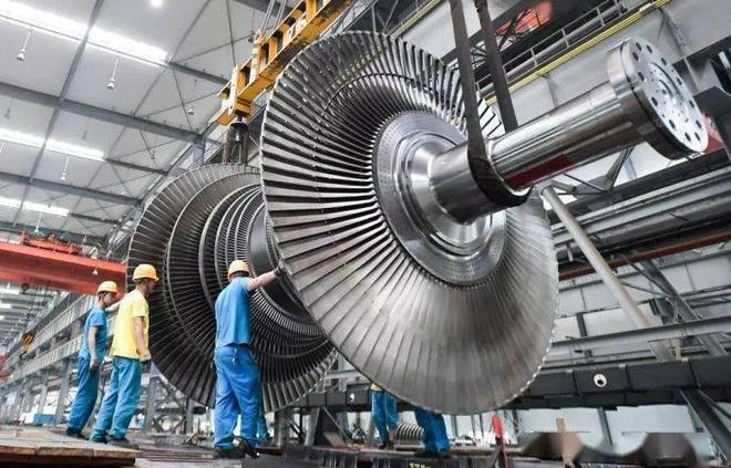 中國機(jī)械工業(yè)新格局 龍頭穩(wěn)固，濰柴、三一、徐工等巨頭引領(lǐng)機(jī)電制造新時代